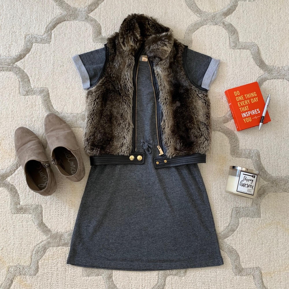 Chic, casual gray polo girl’s dress